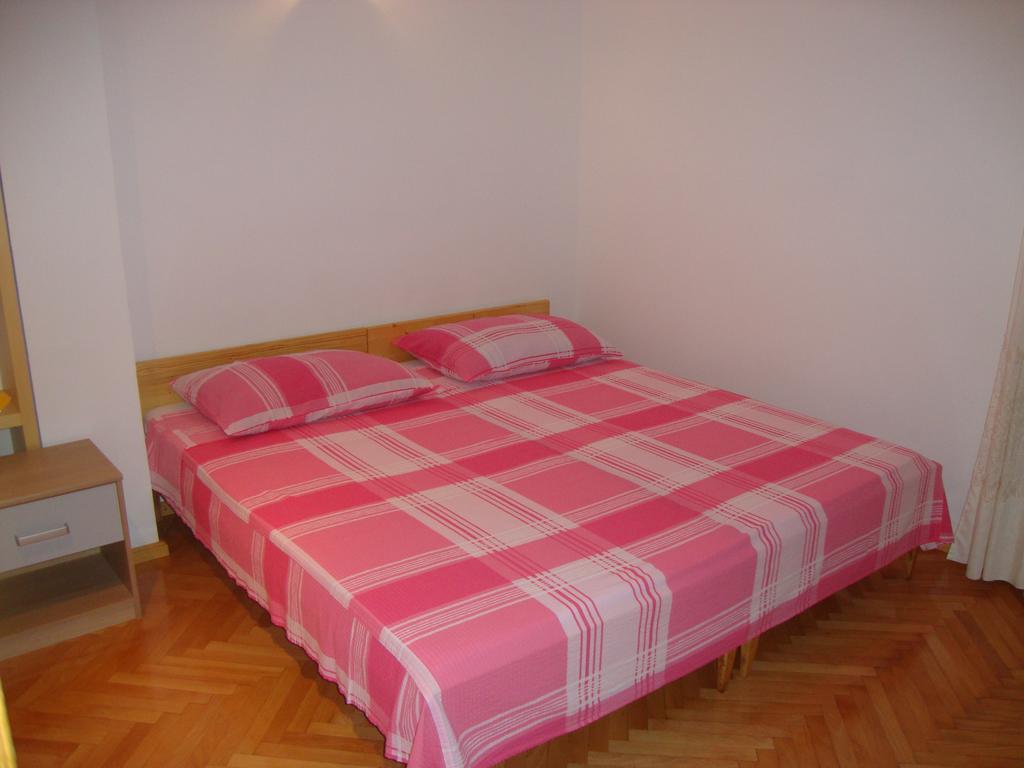 Apartments Rubinic Jelsa  Habitación foto