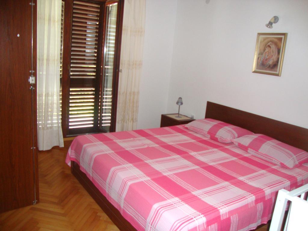 Apartments Rubinic Jelsa  Habitación foto