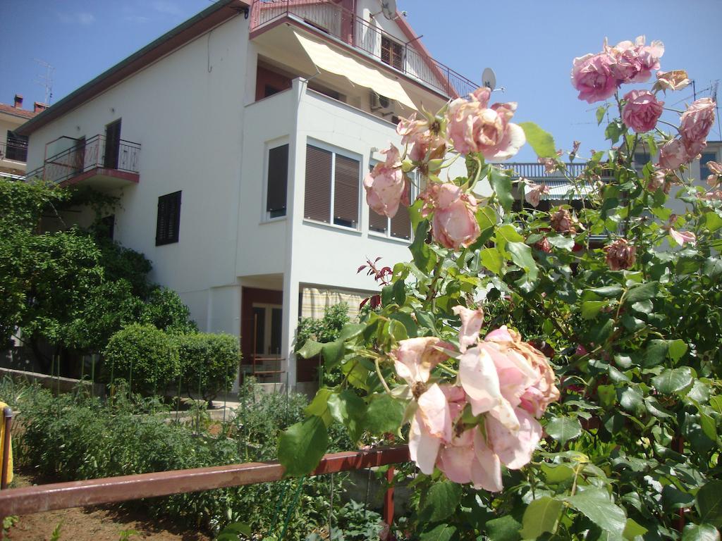 Apartments Rubinic Jelsa  Exterior foto